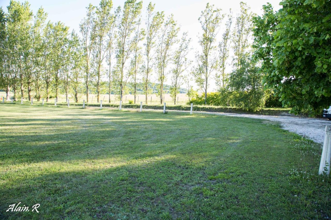 Paradise Challets And Camping 호텔 Sarrecave 외부 사진